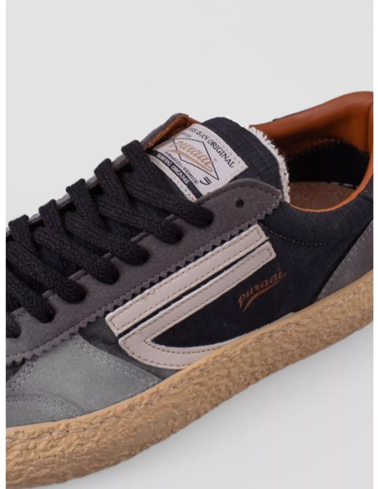 PURAAI Daiquiri zapatilla vegana Vintage negro y gris oscuro detalle logo blanco