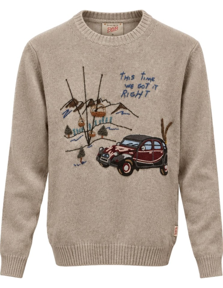 Bob jersey cuello redondo BEIGE de lana bordados en pecho vista frontal