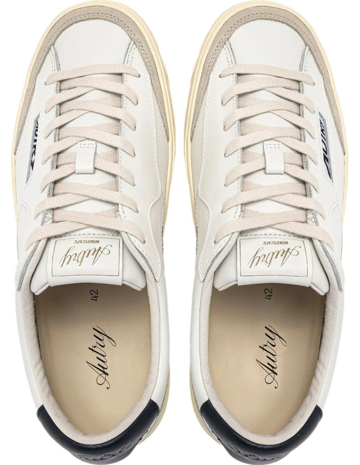 Autry sneakers hombre Windscape blanca talonera azul oscuro vista desde arriba