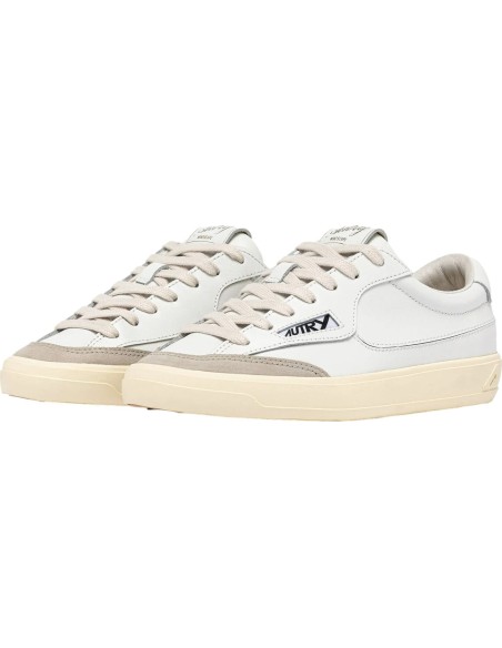 Autry sneakers Windscape blanca parara hombre vista lateral vista lateral dos pies