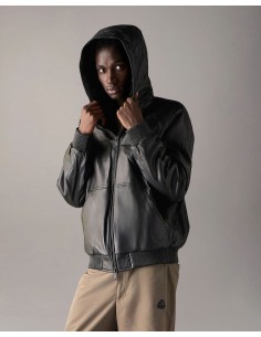 Chaqueta de Cuero Neo Bunny — Moose Knuckles vista frontal 2