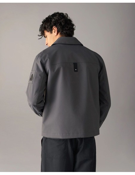 Jacques Shirt Jacket  de Moose Knuckles vista espalda puesta