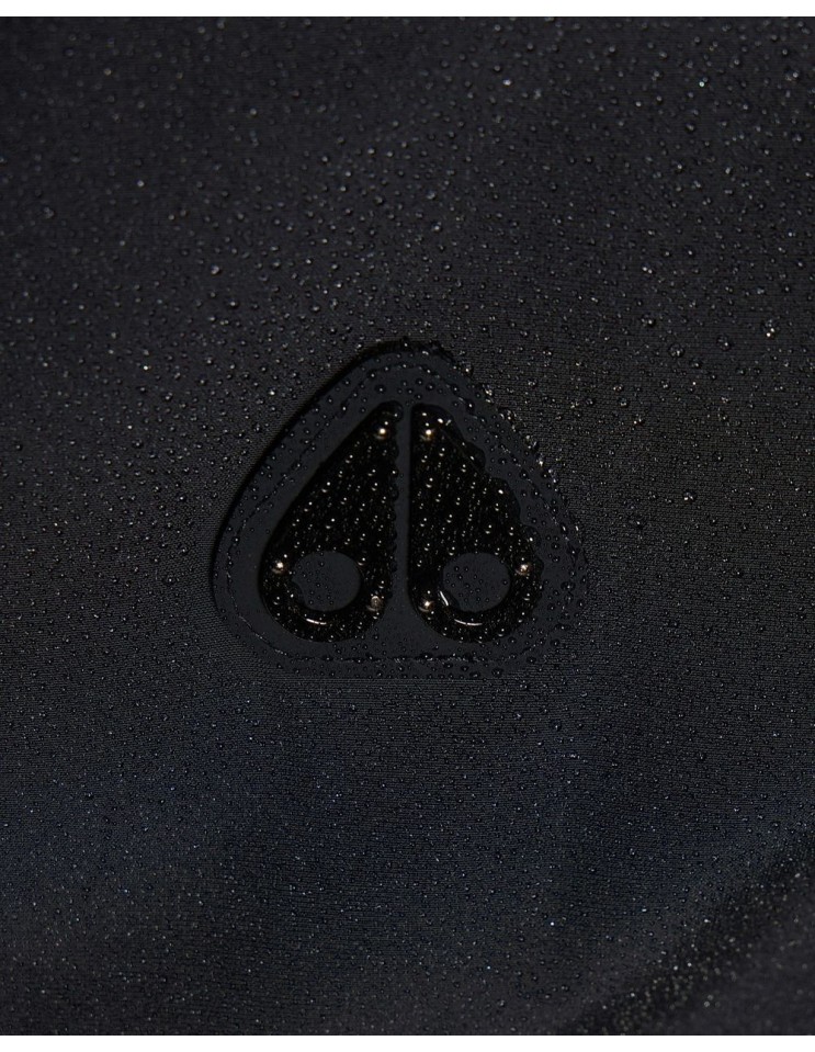 Chaqueta negra West-ED 3Q de plumas detalle logo con gotas de agua