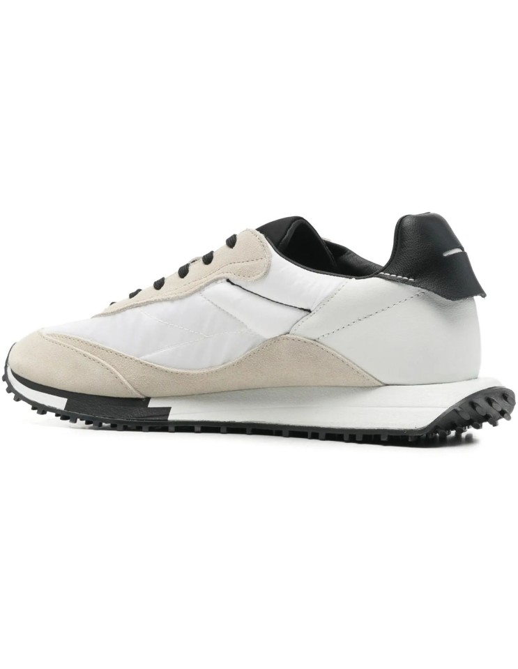 Ghōud SNEAKERS Rush M9 Blanco contrastes negros vista trasera