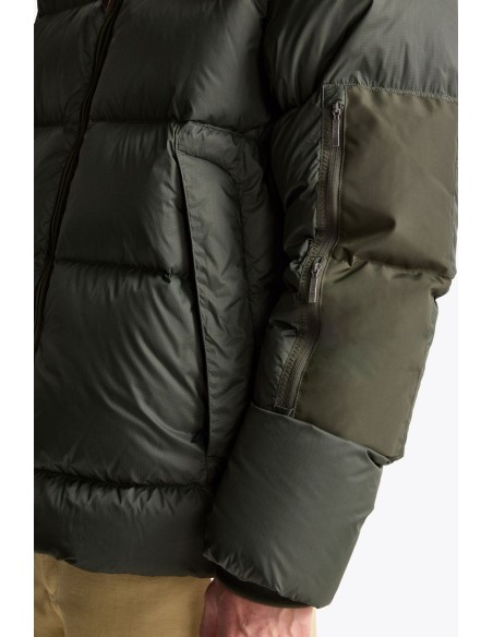 Parajumpers Tyrik verde – Chaqueta de plumón con capucha Endurance detalle manga