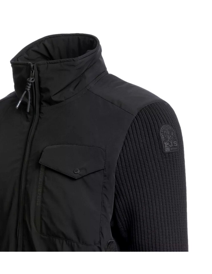 Parajumpers Steel River Cárdigan Híbrido Hombre Negro detalle cuello bolsillo y logo negro