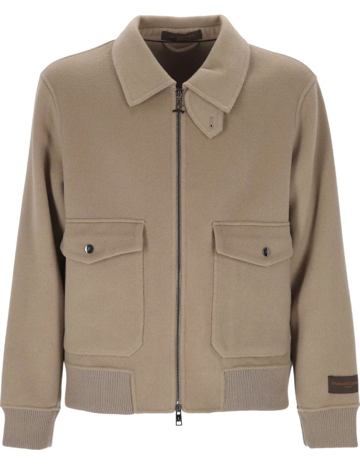 Cazadora bomber Onthebund beige cashmere y lana vista frontal