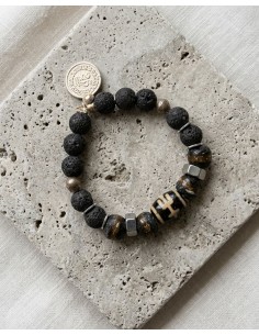 Pulsera artesanal piedras volcánicas, piedras raras, tuercas y moneda