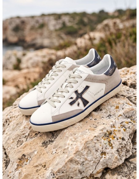 premiata steven blanco y contrastes azules