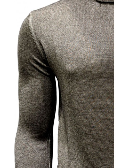 Jersey confeccionado 100% en pura lana virgen, efecto vigore,