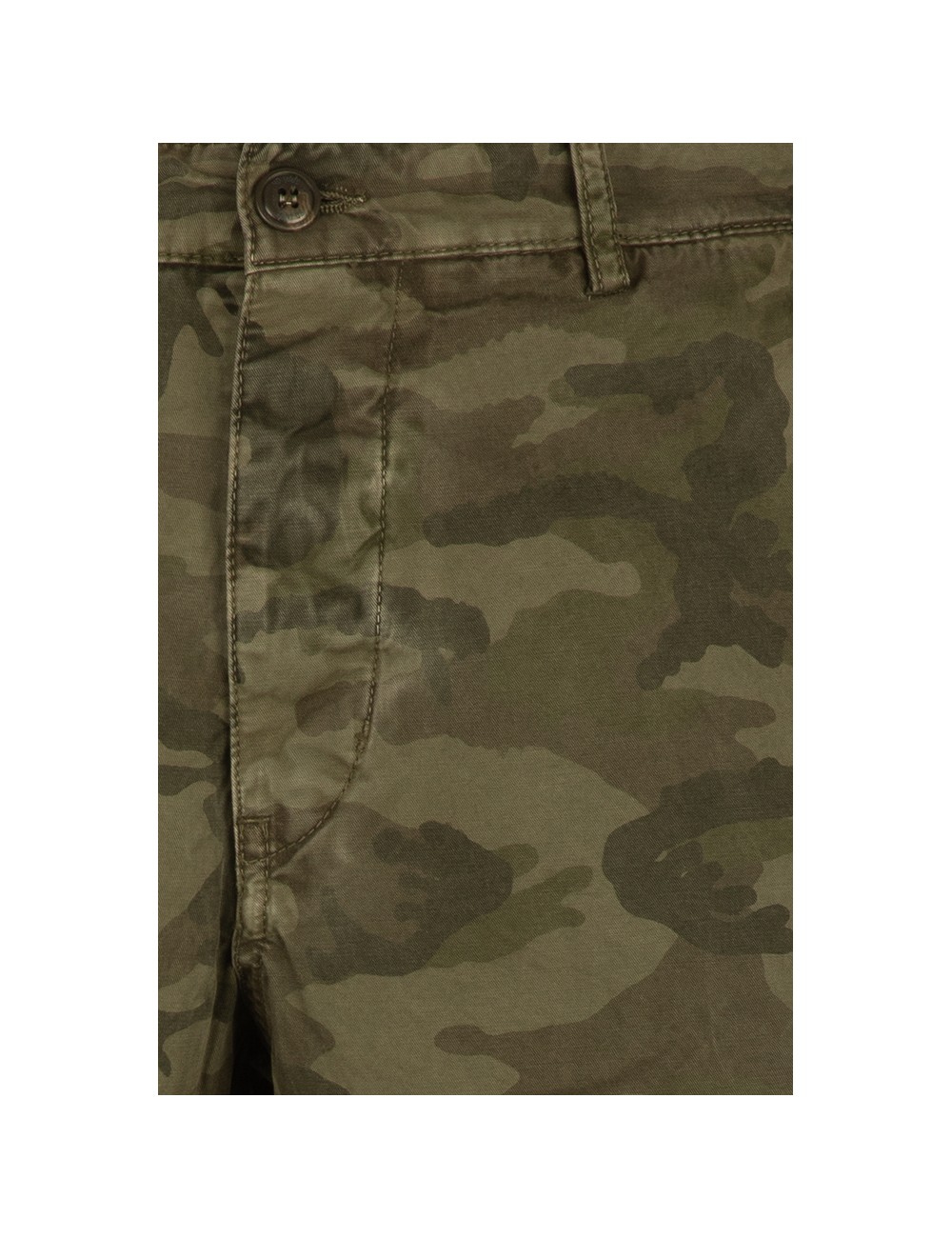 Bermuda cargo camuflaje verde | Ego Madrid