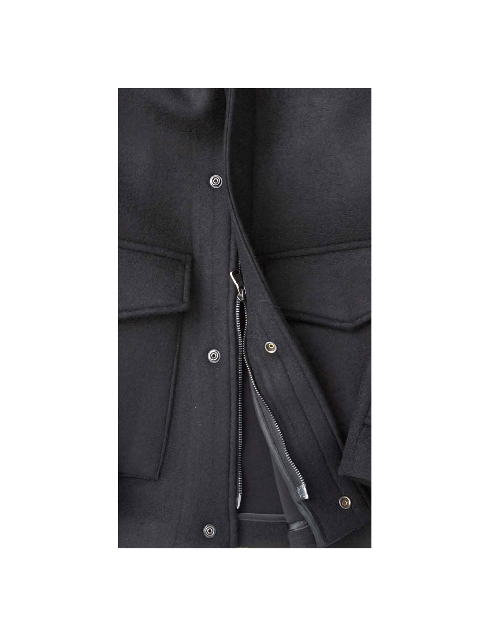 Fradi chaquetón negro en lana técnica | Almirante Seis Madrid