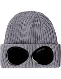 C.P. COMPANY GORRO DE LANA MERINO GRIS CLARO