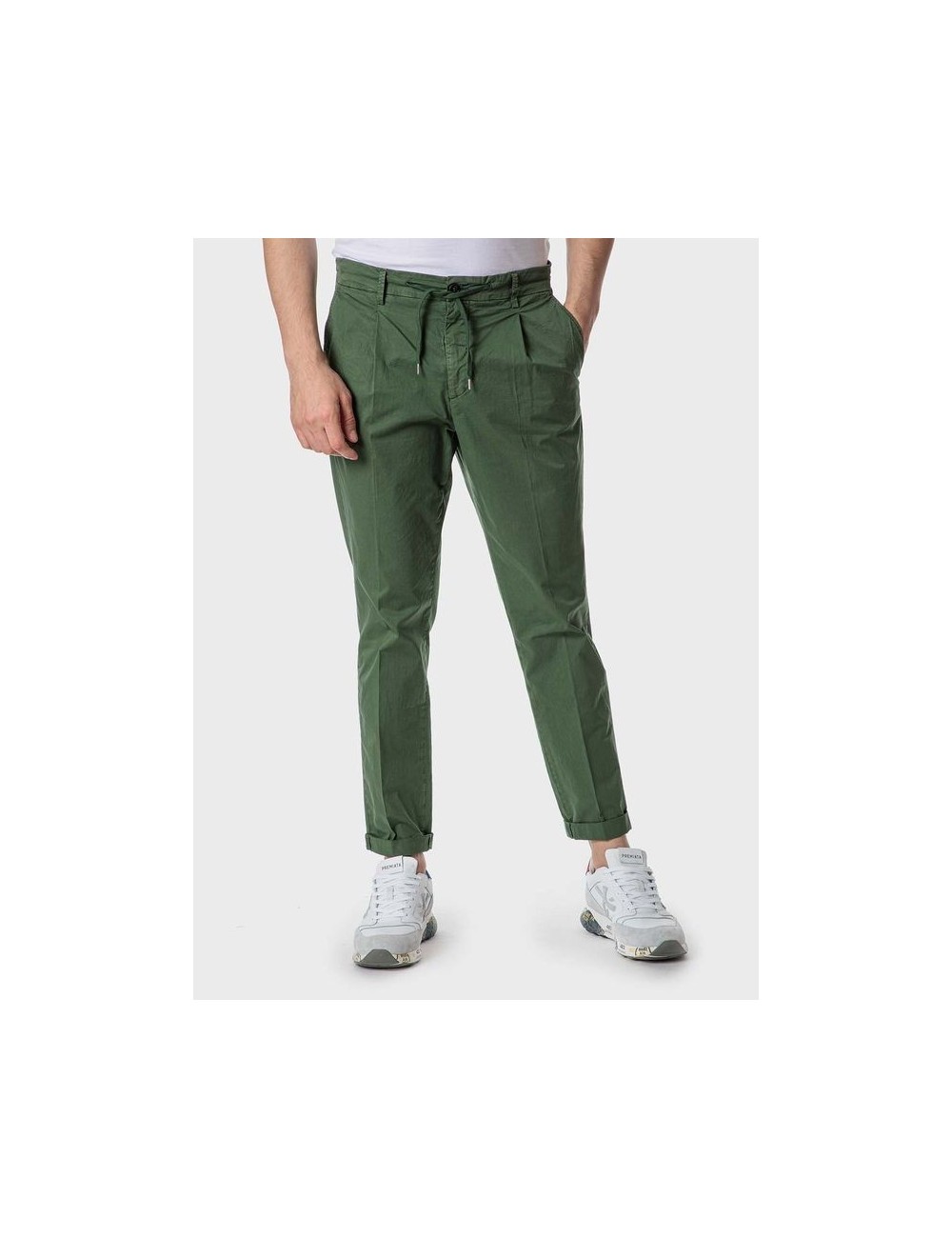 Pantalón extrafino verde con cordónes