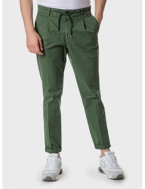 Pantalón extrafino verde con cordónes