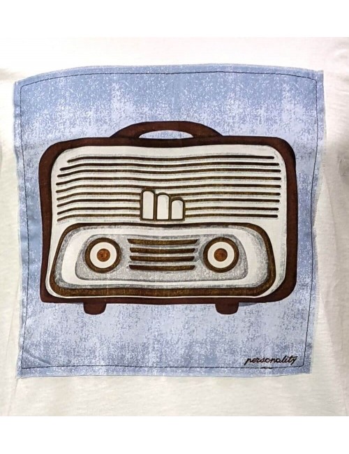 Camiseta blanca radio vintage  personality exclusiva | Almirante Seis